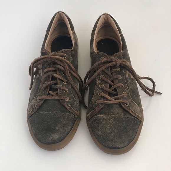 Frye Kira Suede Sneaker 1863 Distressed Low 5.5 - Picture 2 of 8